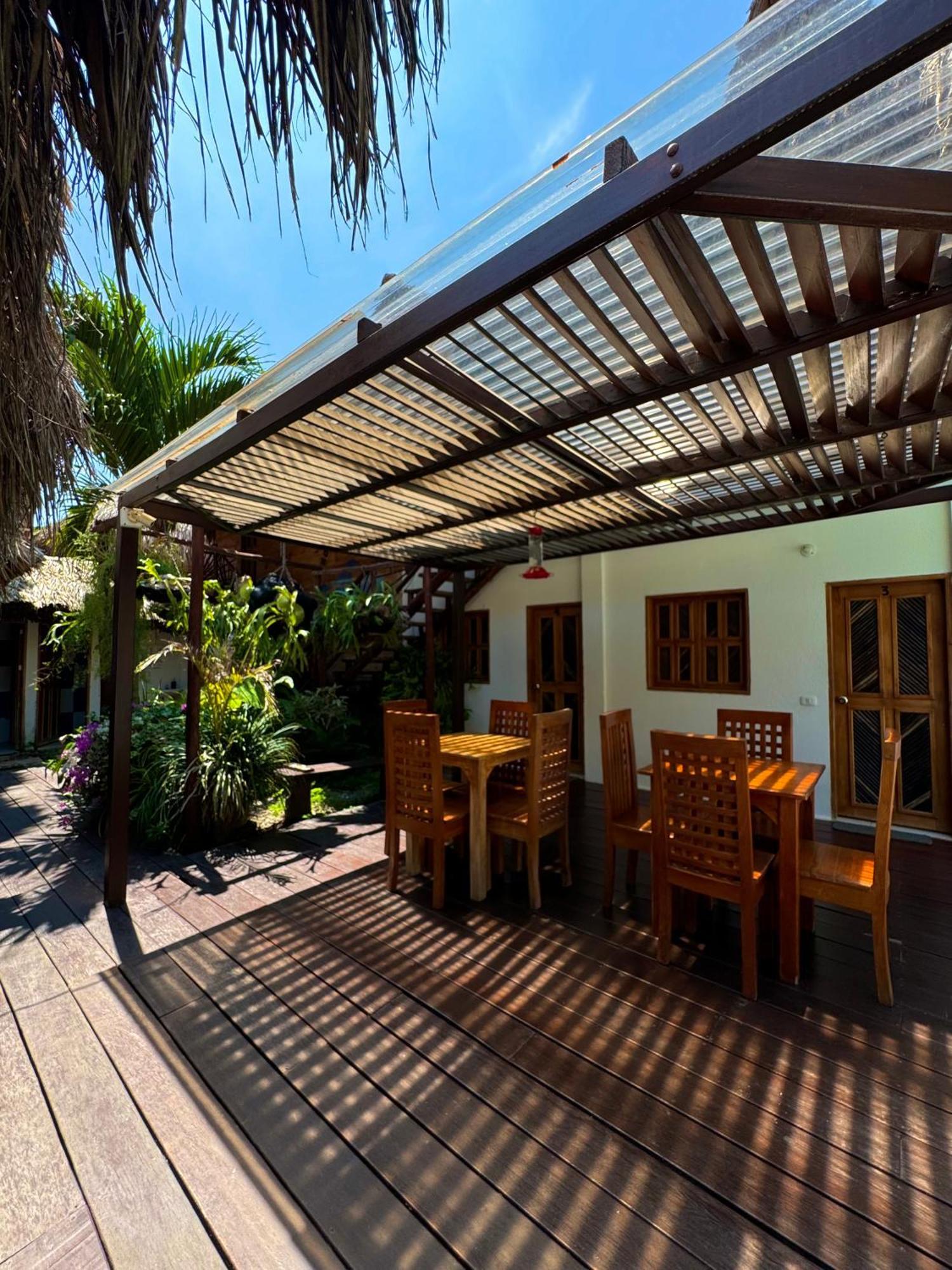 Hostal Nibuni Palomino Exterior foto